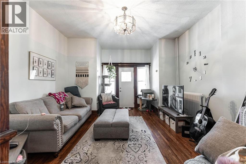 25 WEST Avenue S