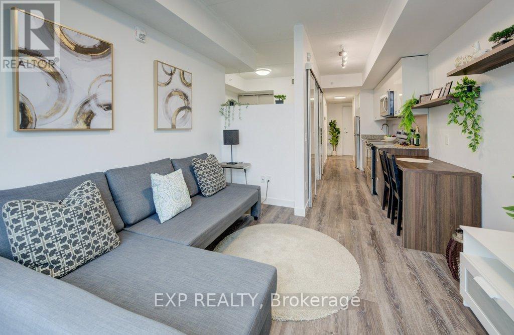 718 - 250 ALBERT STREET