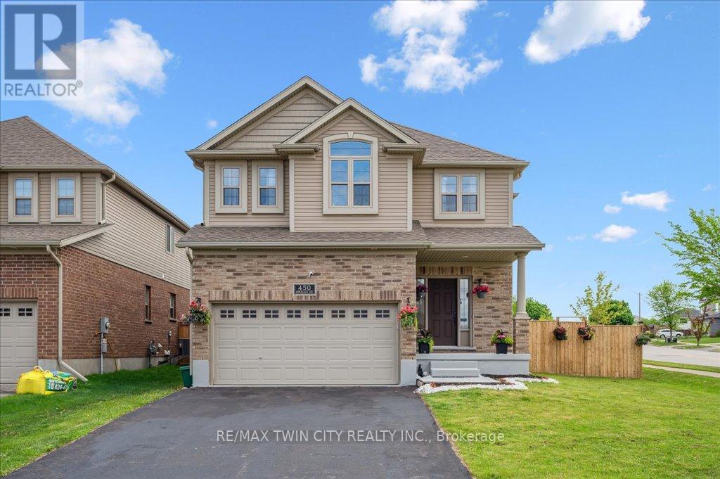 450 APPLEGATE COURT