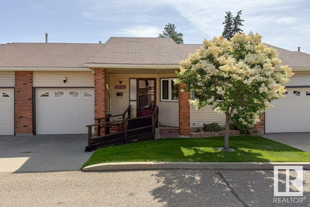 10686 153 ave NW NW