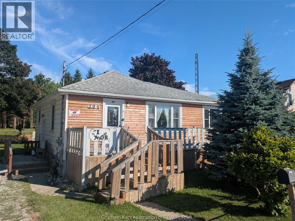 Photo 1 of 50 — 284 Colborne STREET, Chatham, ON N7M3M4