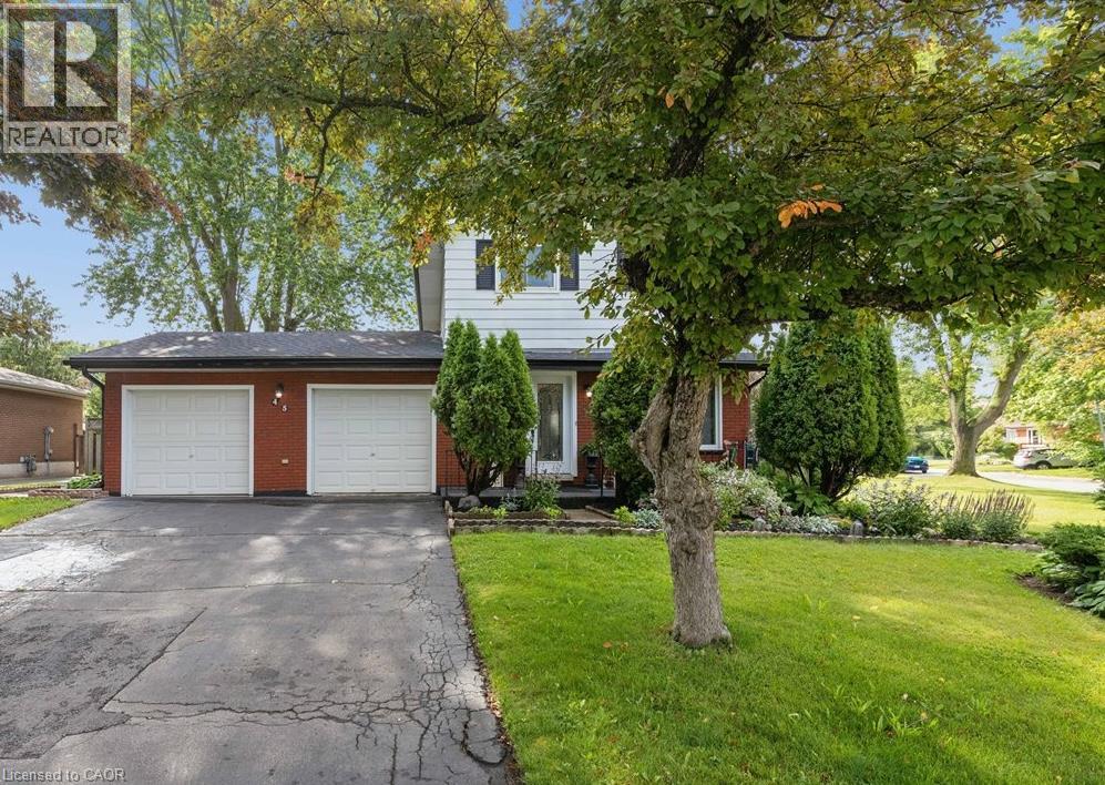 45 ARROWHEAD Crescent