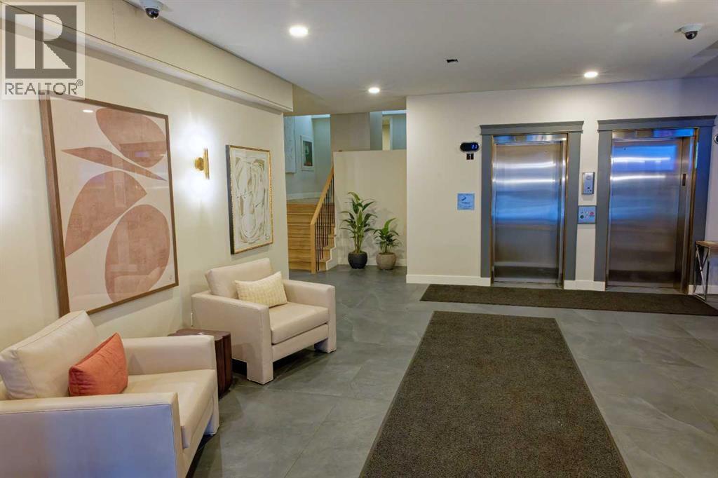 305, 225 25 Avenue SW