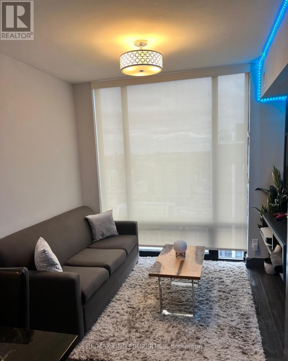 2709 - 330 PHILLIP STREET