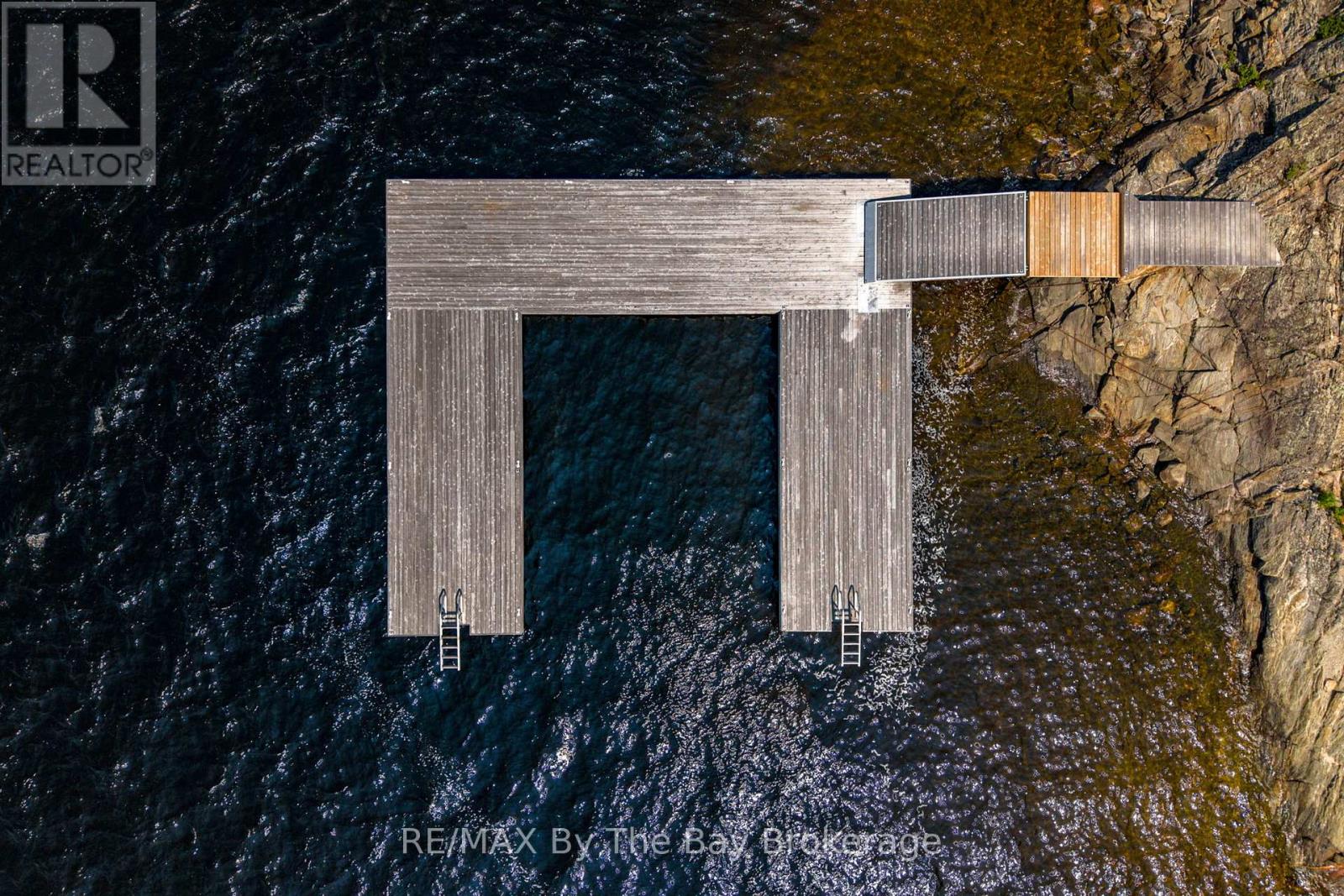 11324 ISLAND 1810/BONE ISLAND