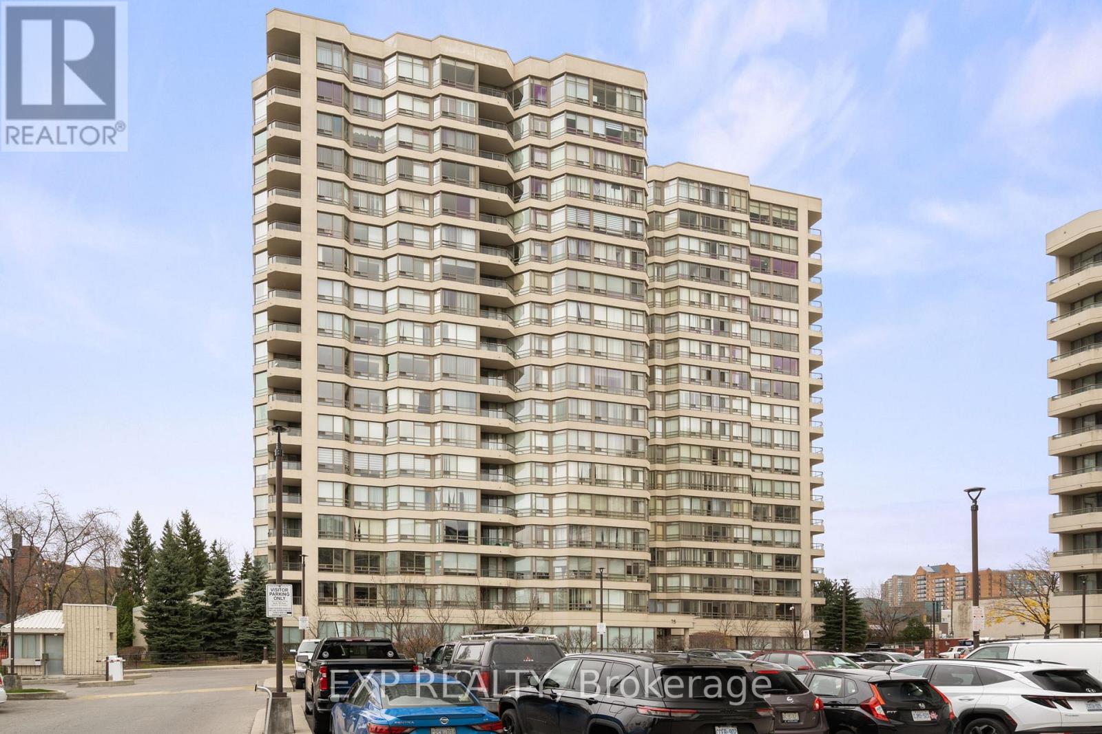 706 - 75 KING STREET E