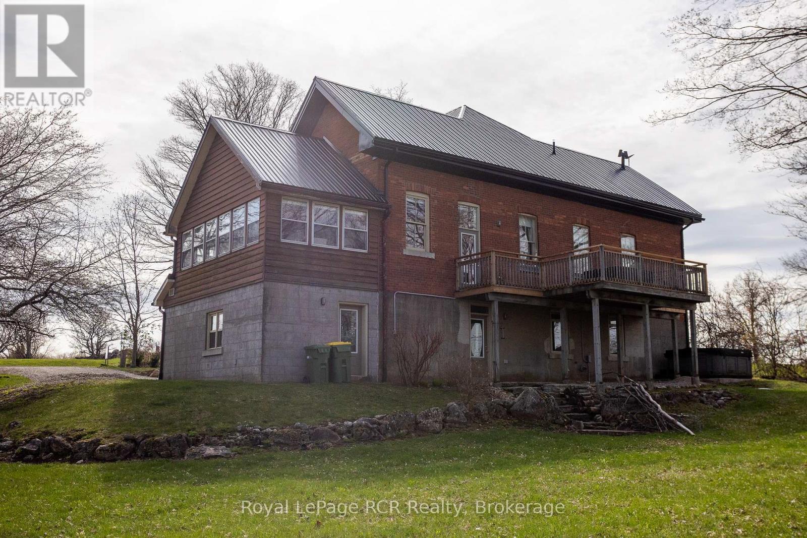 136630 GREY ROAD 12