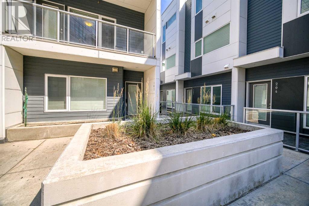 103, 20 Brentwood Common NW