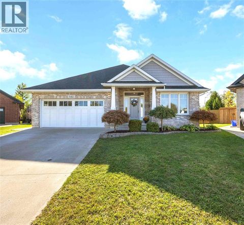 142 Madison D'Andrea AVENUE Sarnia ON N7S6L9