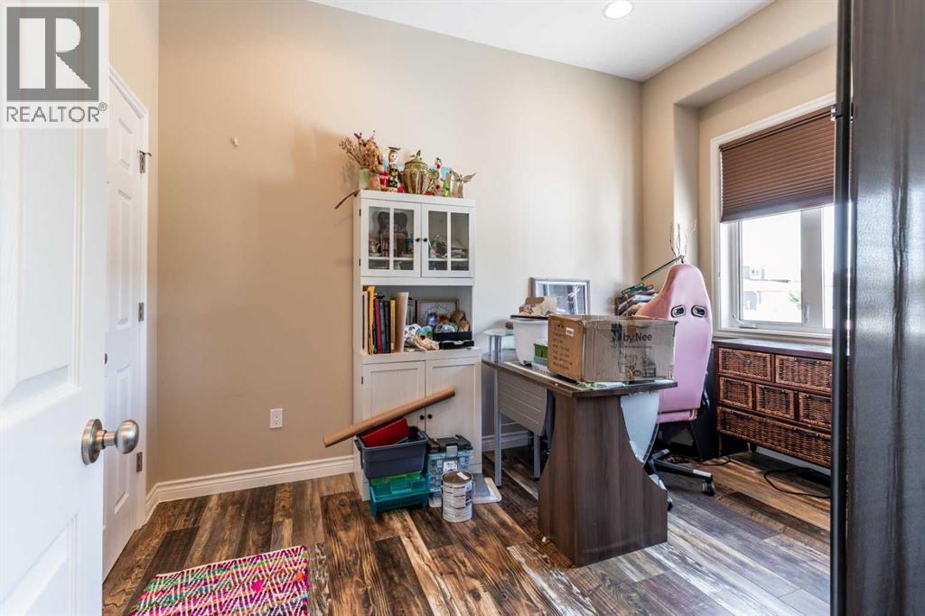 376 Somerside Crescent SE