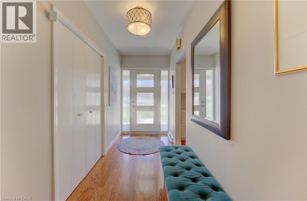 182 RIPPLEWOOD Crescent