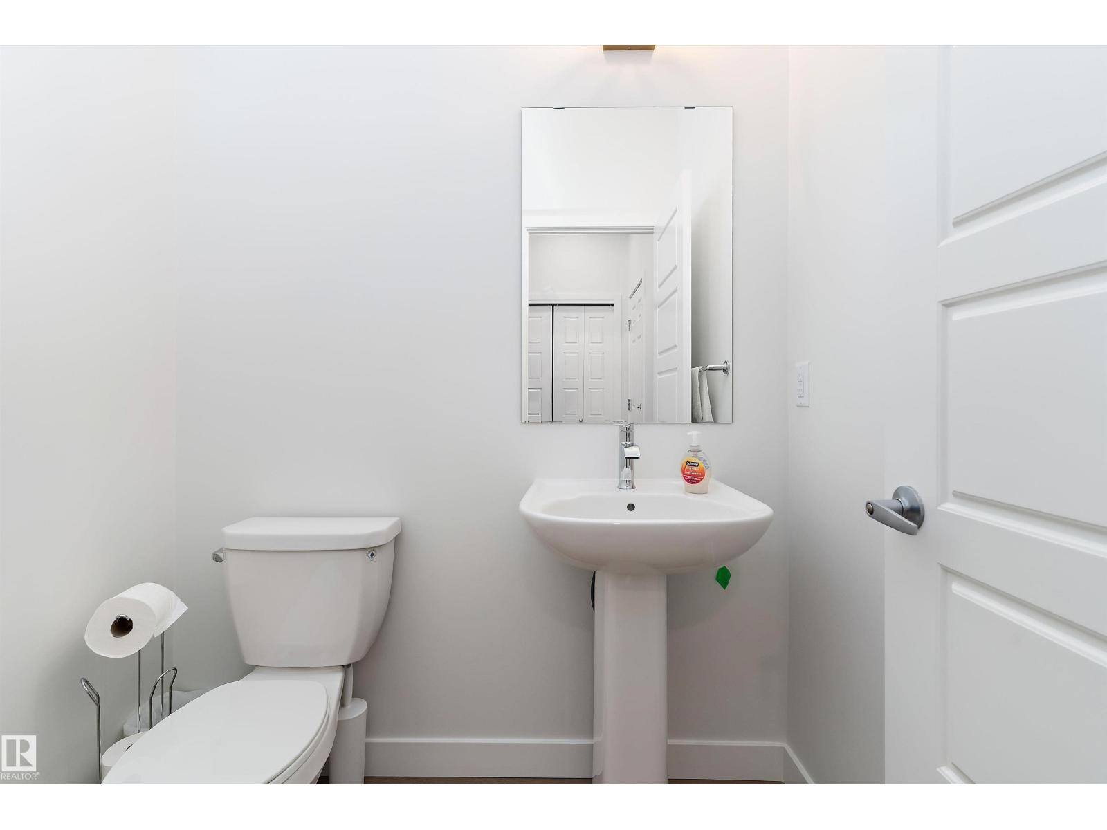 3543 Erlanger Link NW