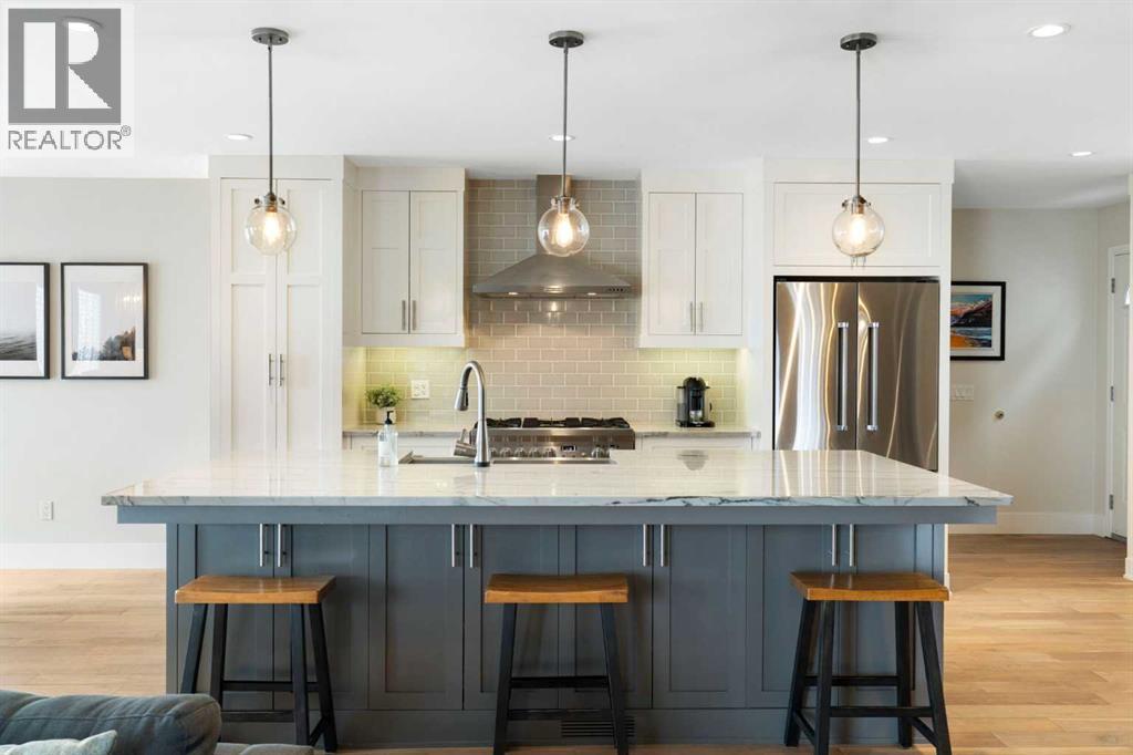 6607 Silver Springs Crescent NW