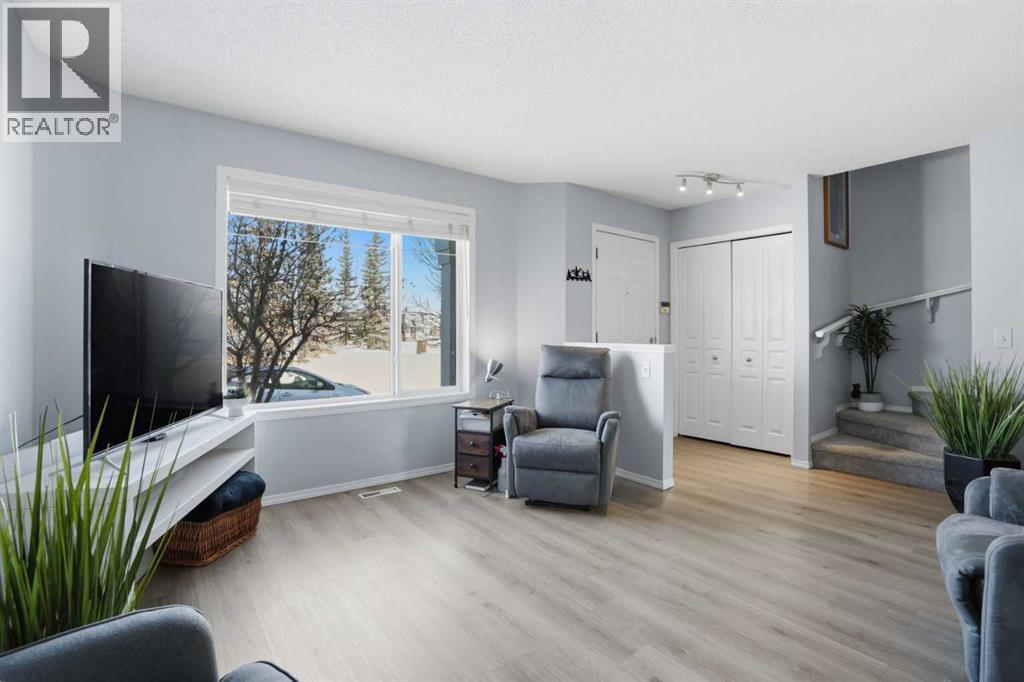 7 Bridleridge Link SW