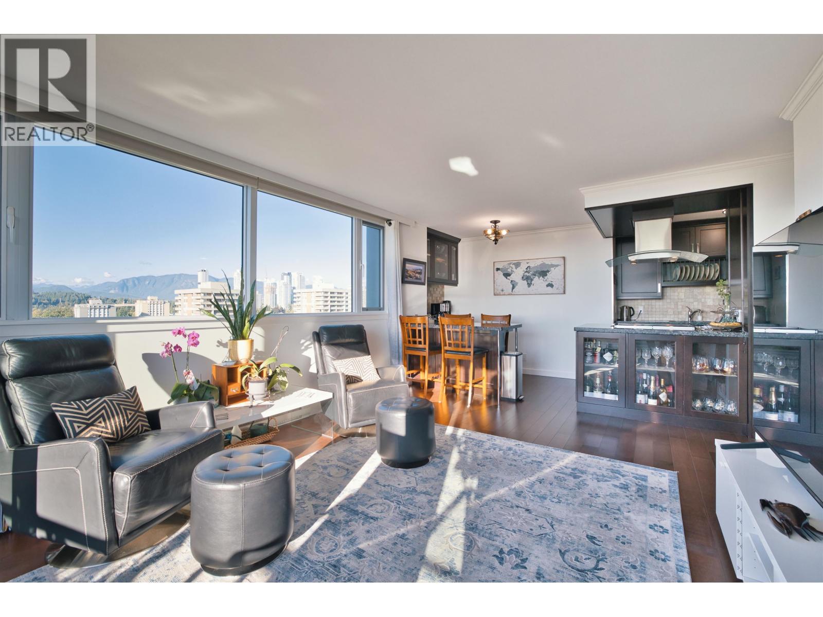 2203 3980 CARRIGAN COURT