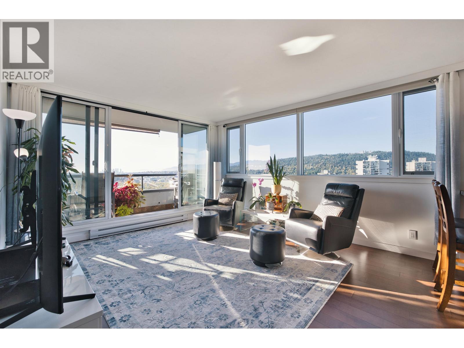 2203 3980 CARRIGAN COURT