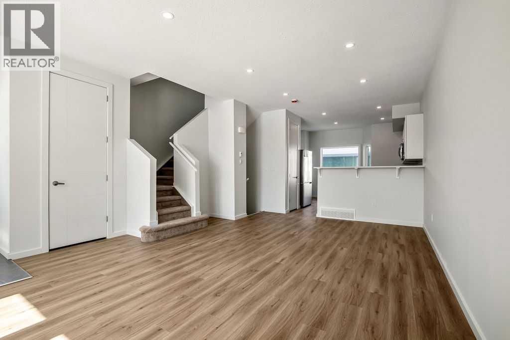 409 Strathcona Circle