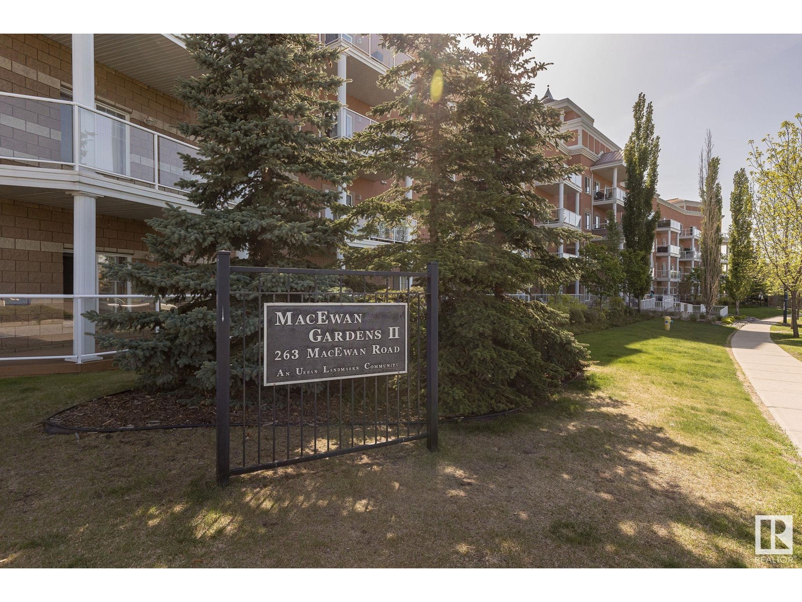 #430 263 MACEWAN RD SW