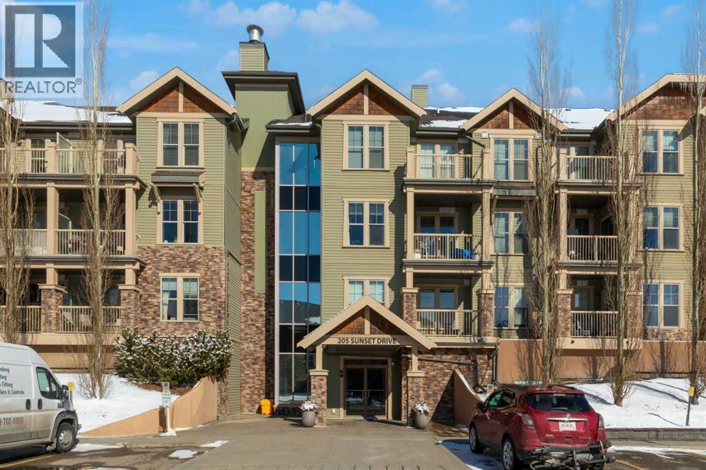 303, 205 Sunset Drive SW