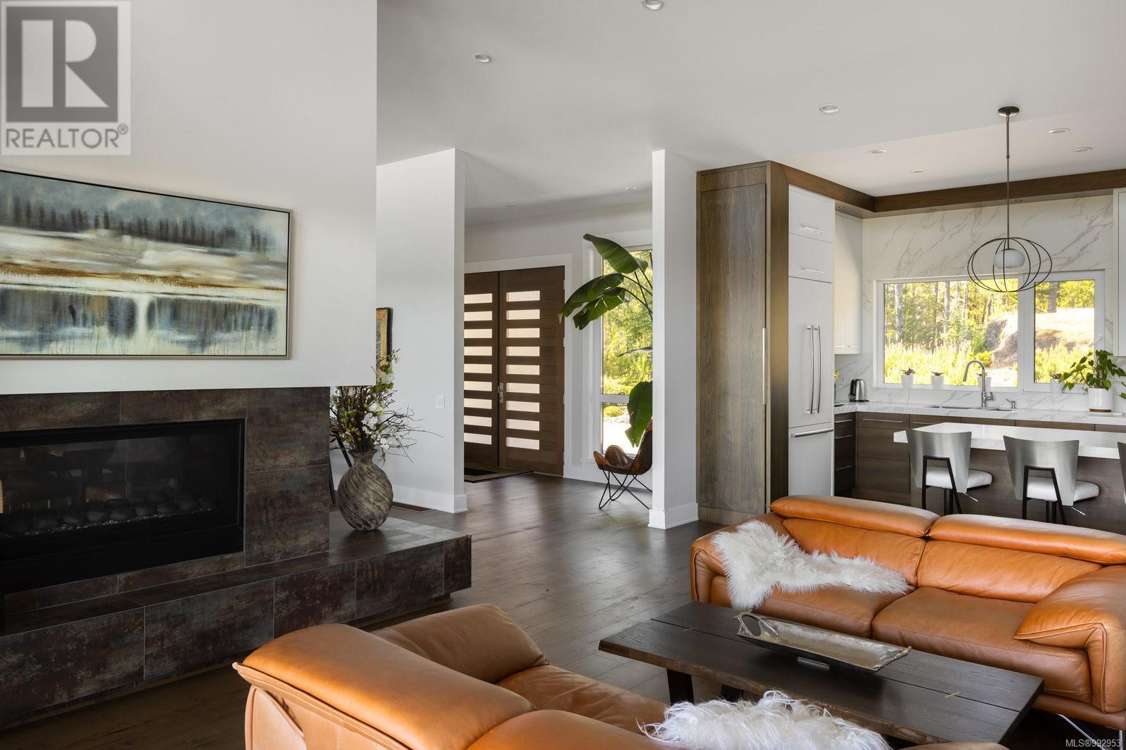 1570 Zanita Hts
