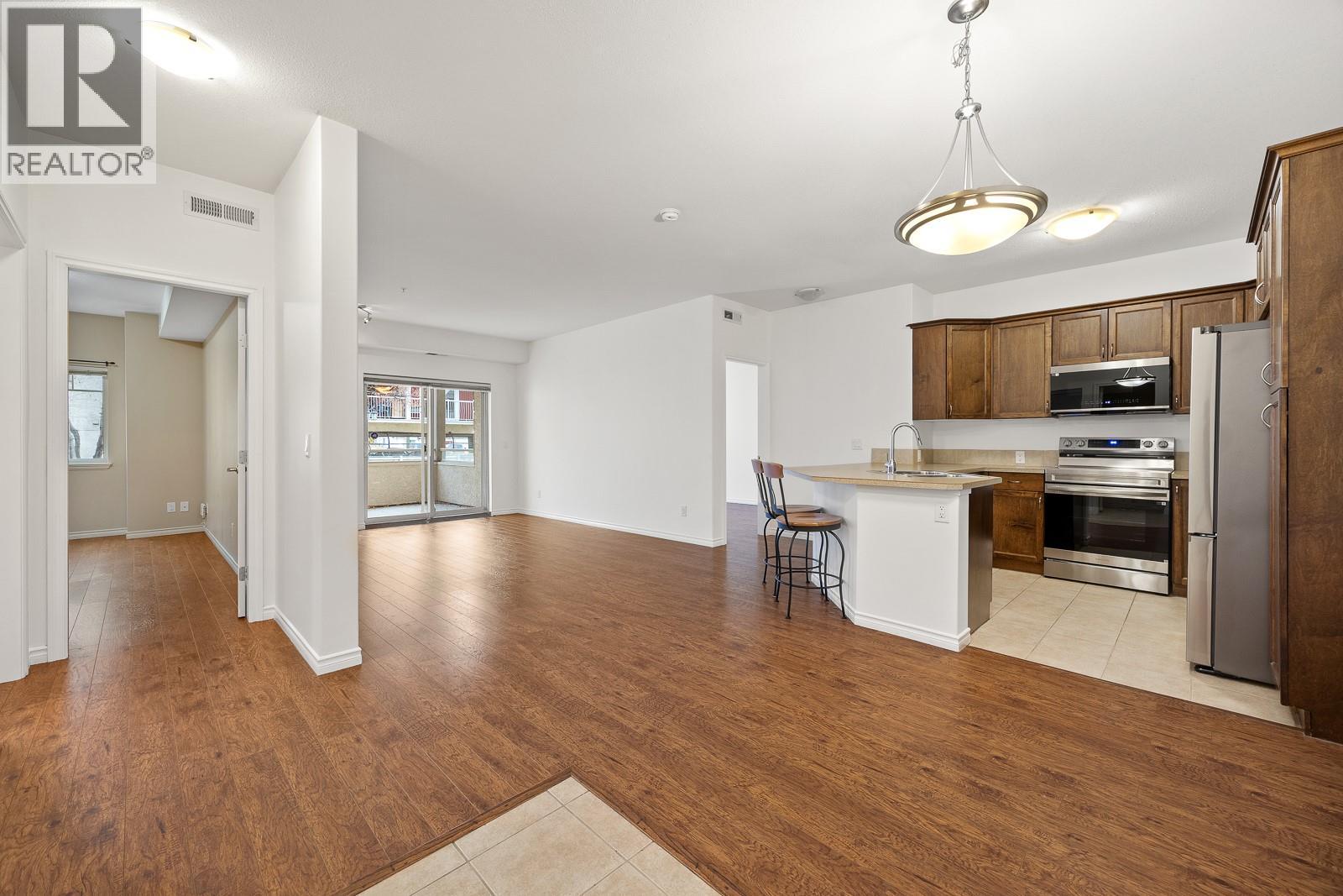 1007 Harvey Avenue Unit# 104