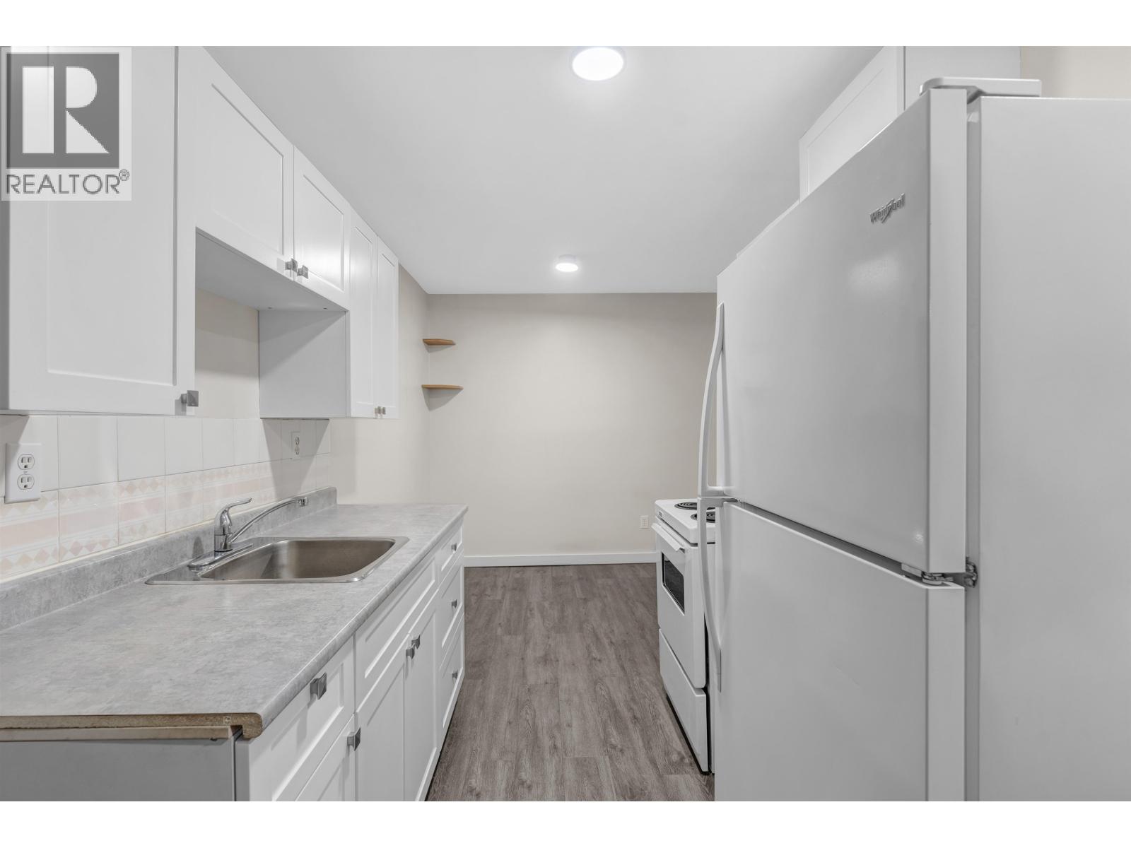 107 1121 HOWIE AVENUE