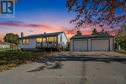 208 WESTBURY AVENUE Loyalist (Bath) ON K0H1G0