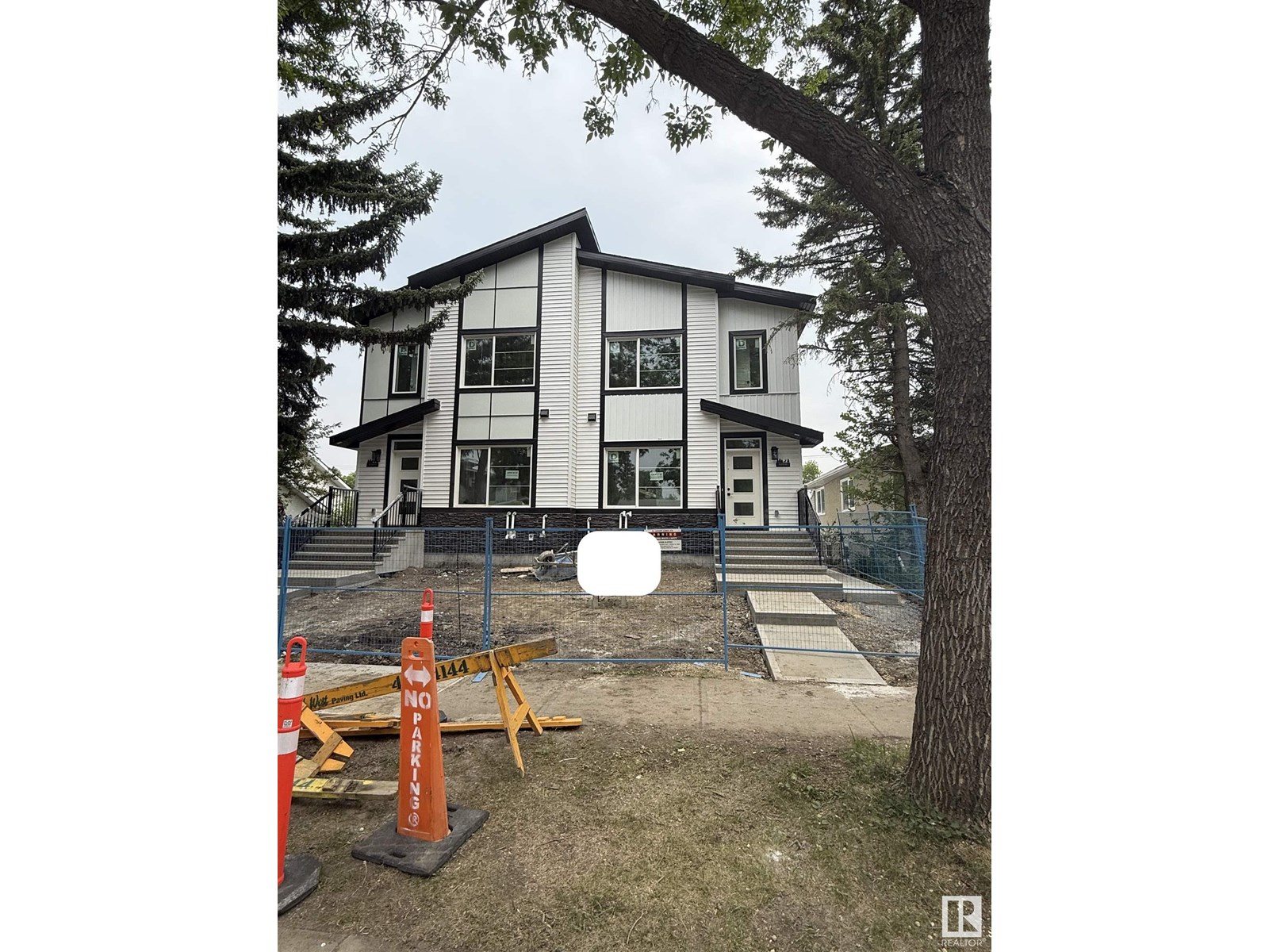 12036 47 ST NW