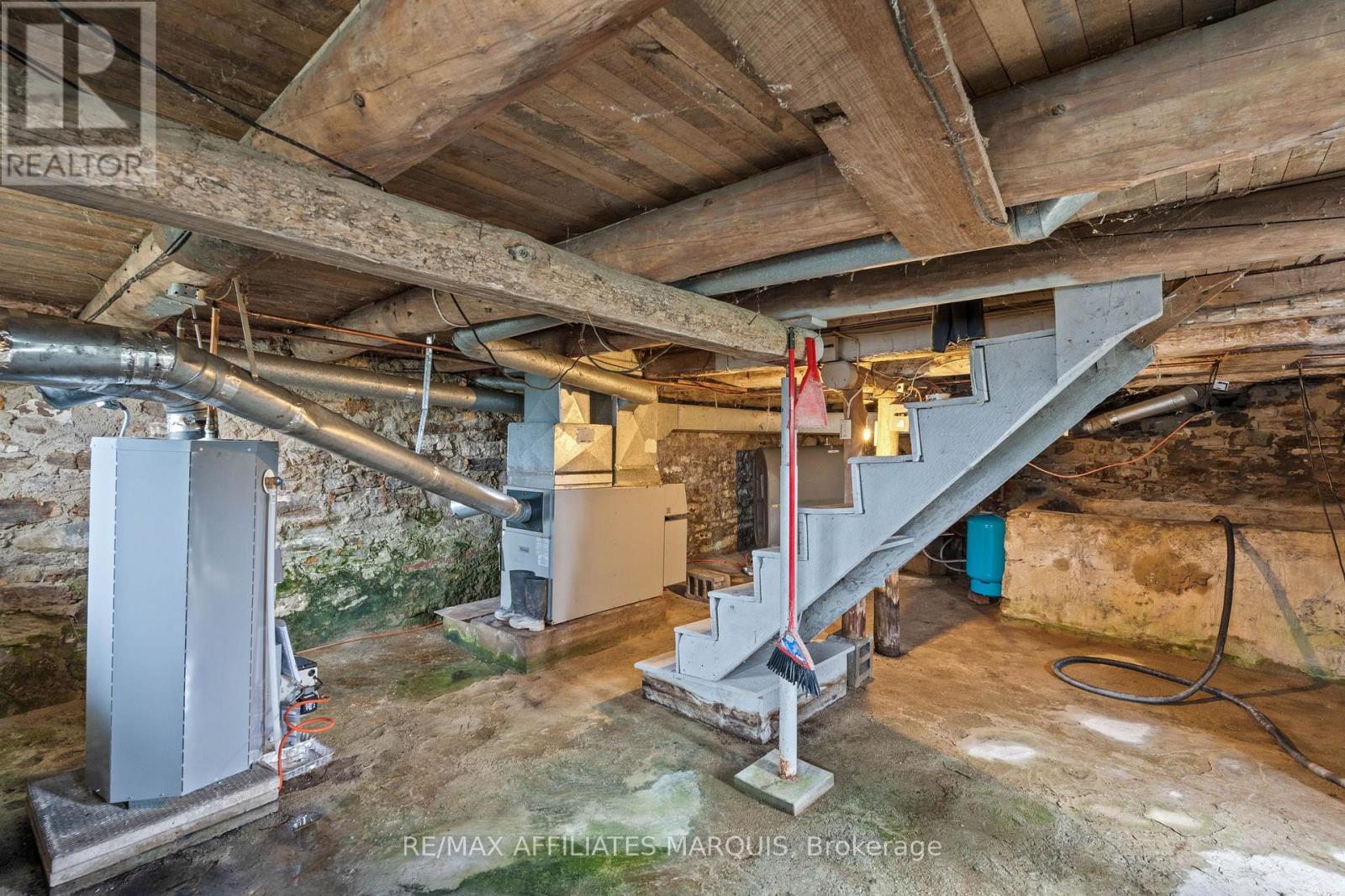 255 COUNTY RD 40 ROAD