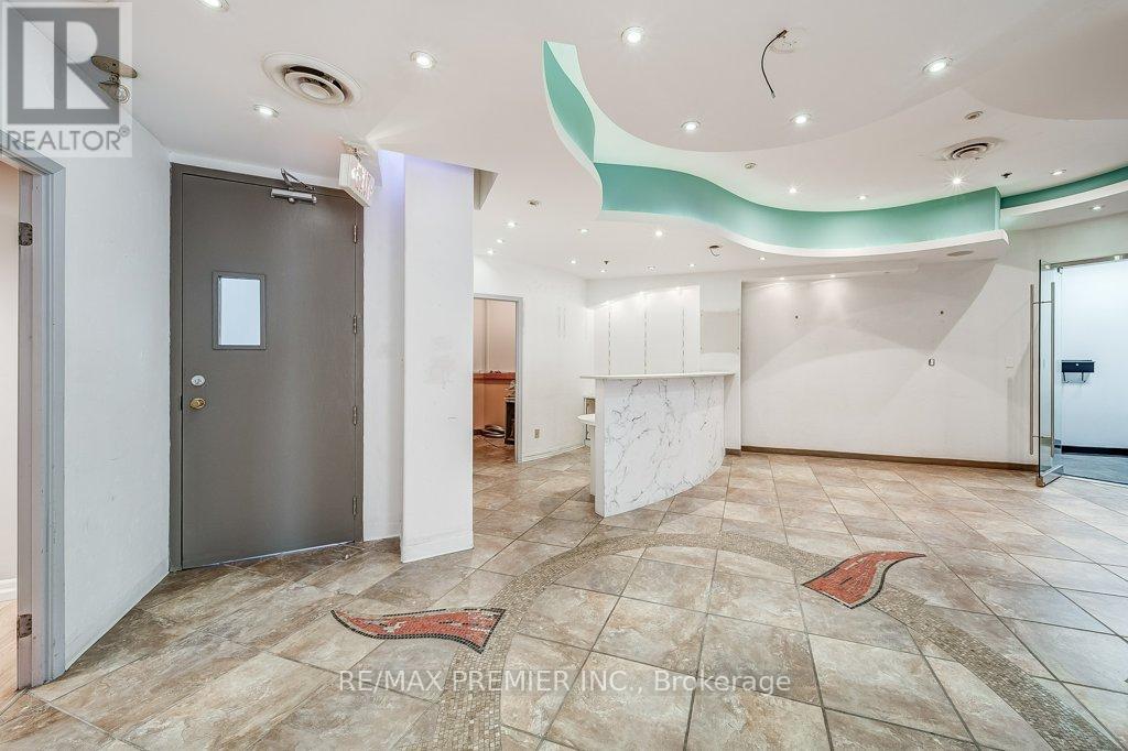 DU200 - 140 WOODBRIDGE AVENUE