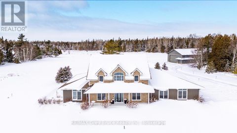 33 DUNKS BAY ROAD Northern Bruce Peninsula ON N0H2R0