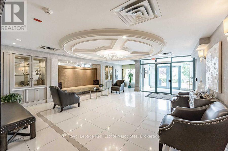 202 - 60 VIA ROSEDALE WAY