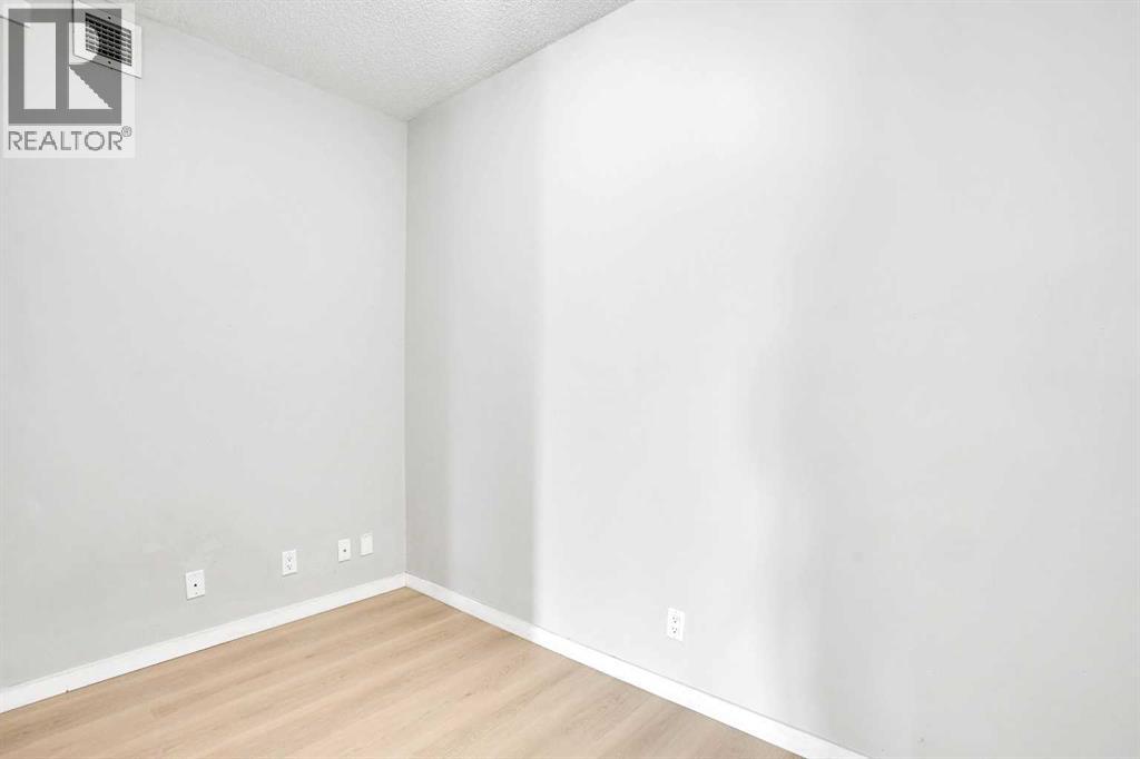 1119, 333 Taravista Drive NE