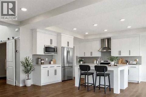 27 Heritage Link Cochrane AB T4C2J8