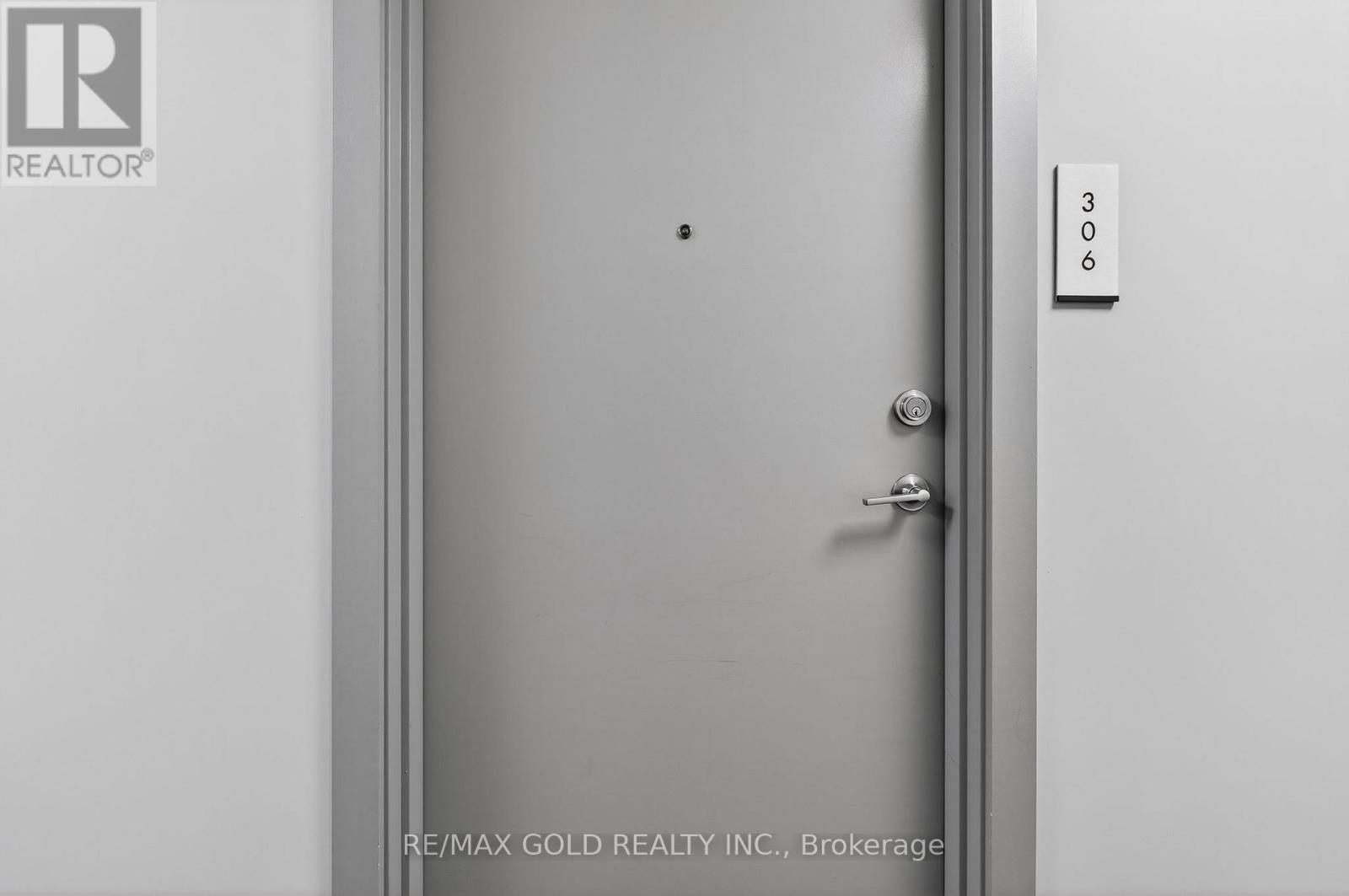 306 - 103 ROGER STREET