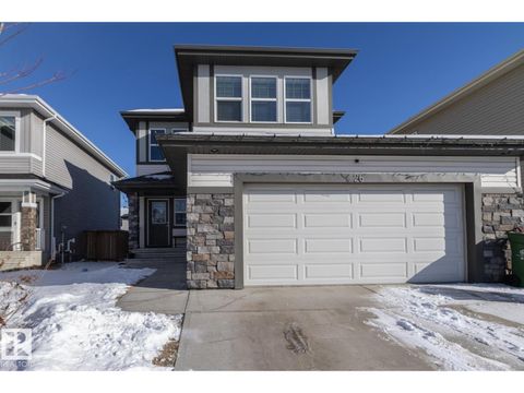 26 ELLICE BN Fort Saskatchewan AB T8L0T8