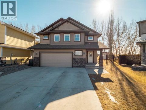 147 Westgate Drive Coaldale AB T1M0E1
