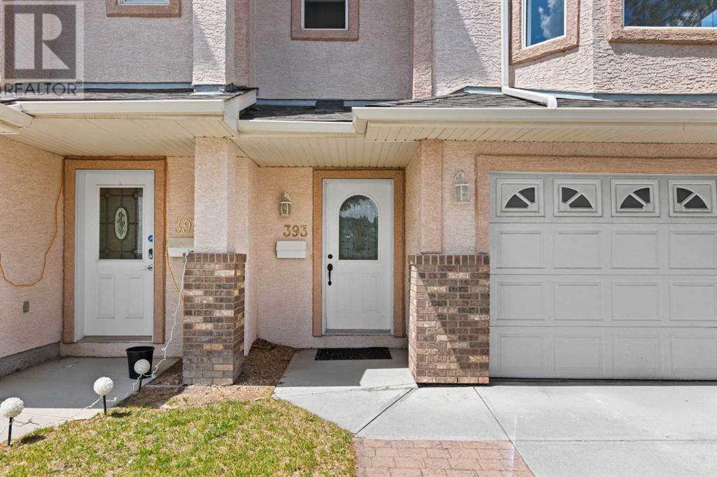 393 Northmount Drive NW