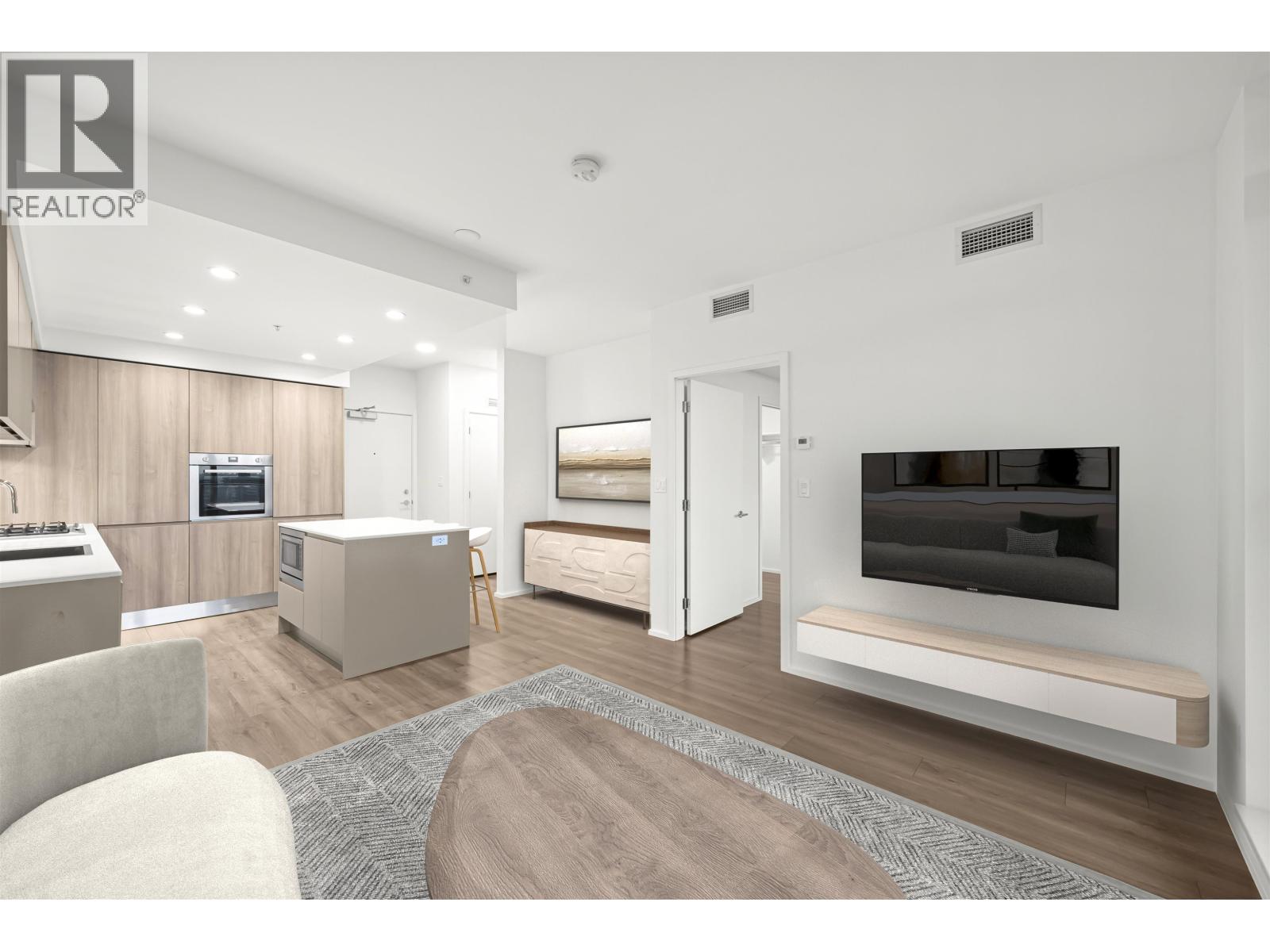 1909 3833 EVERGREEN PLACE