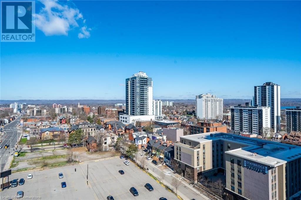 150 MAIN Street W Unit# PH3