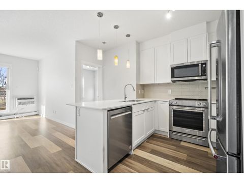 #127 812 WELSH DR SW Edmonton AB T6X1Y7