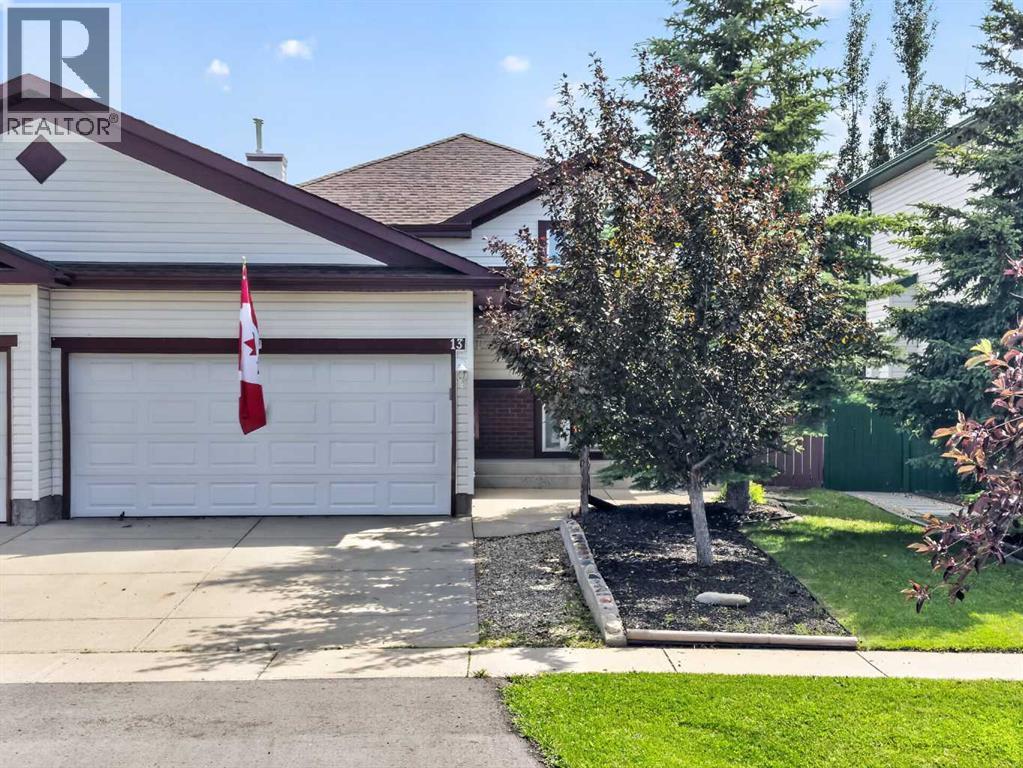 13 Canoe Close SW