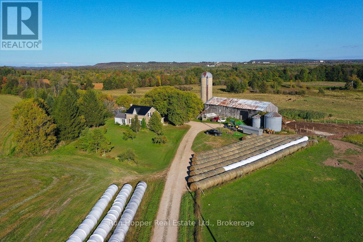 439567 SYDENHAM-LAKESHORE DRIVE