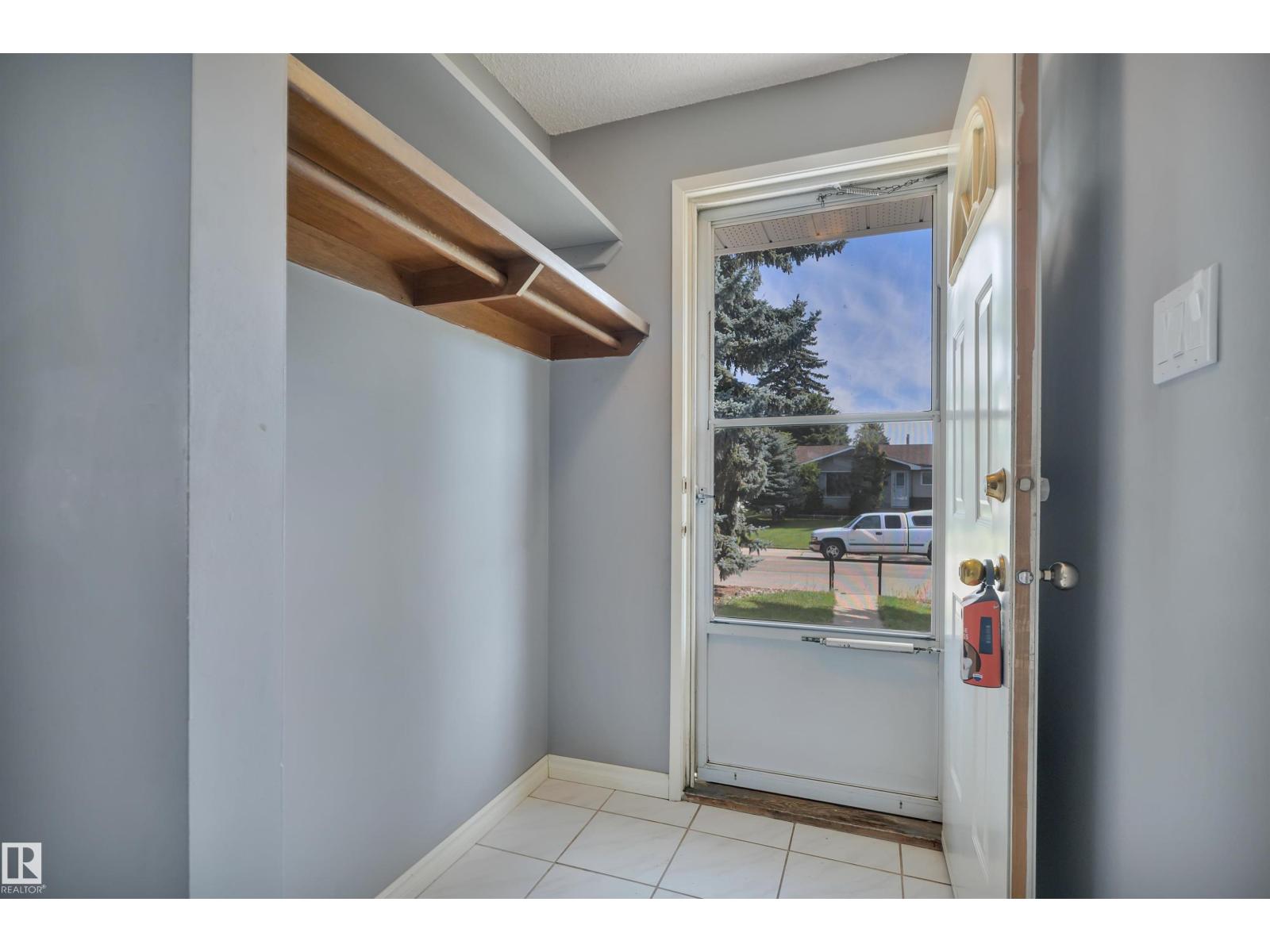 8330 165 ST NW