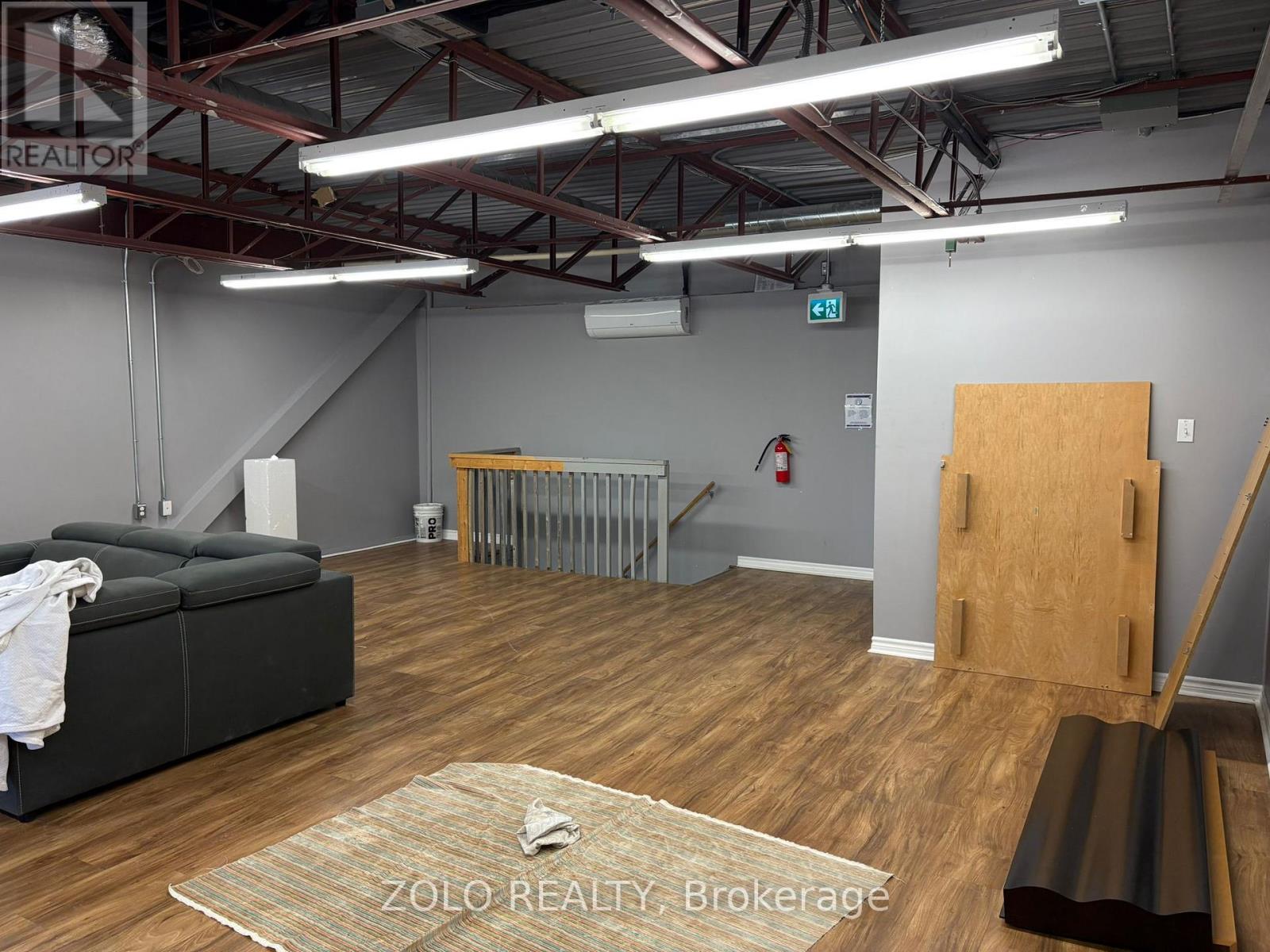 7 - 5509 CANOTEK ROAD