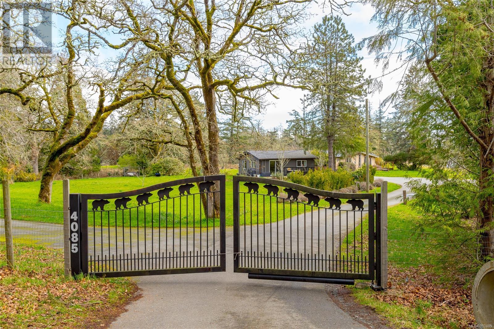 4085 Dupree Dr