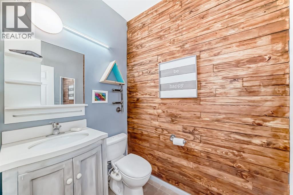 51 Arbours Circle NW