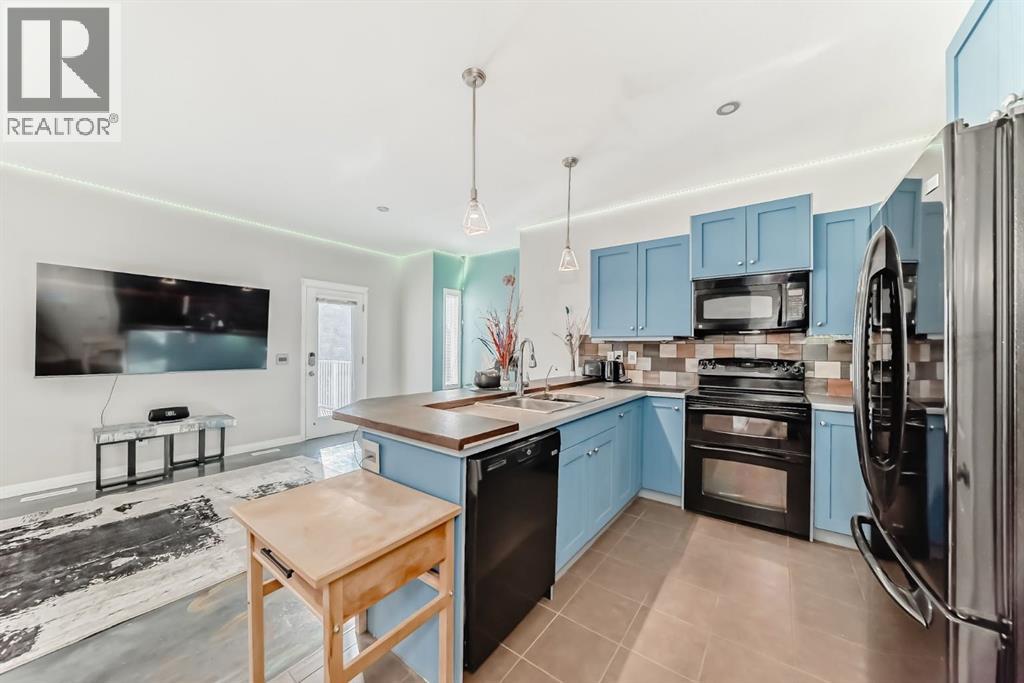 51 Arbours Circle NW