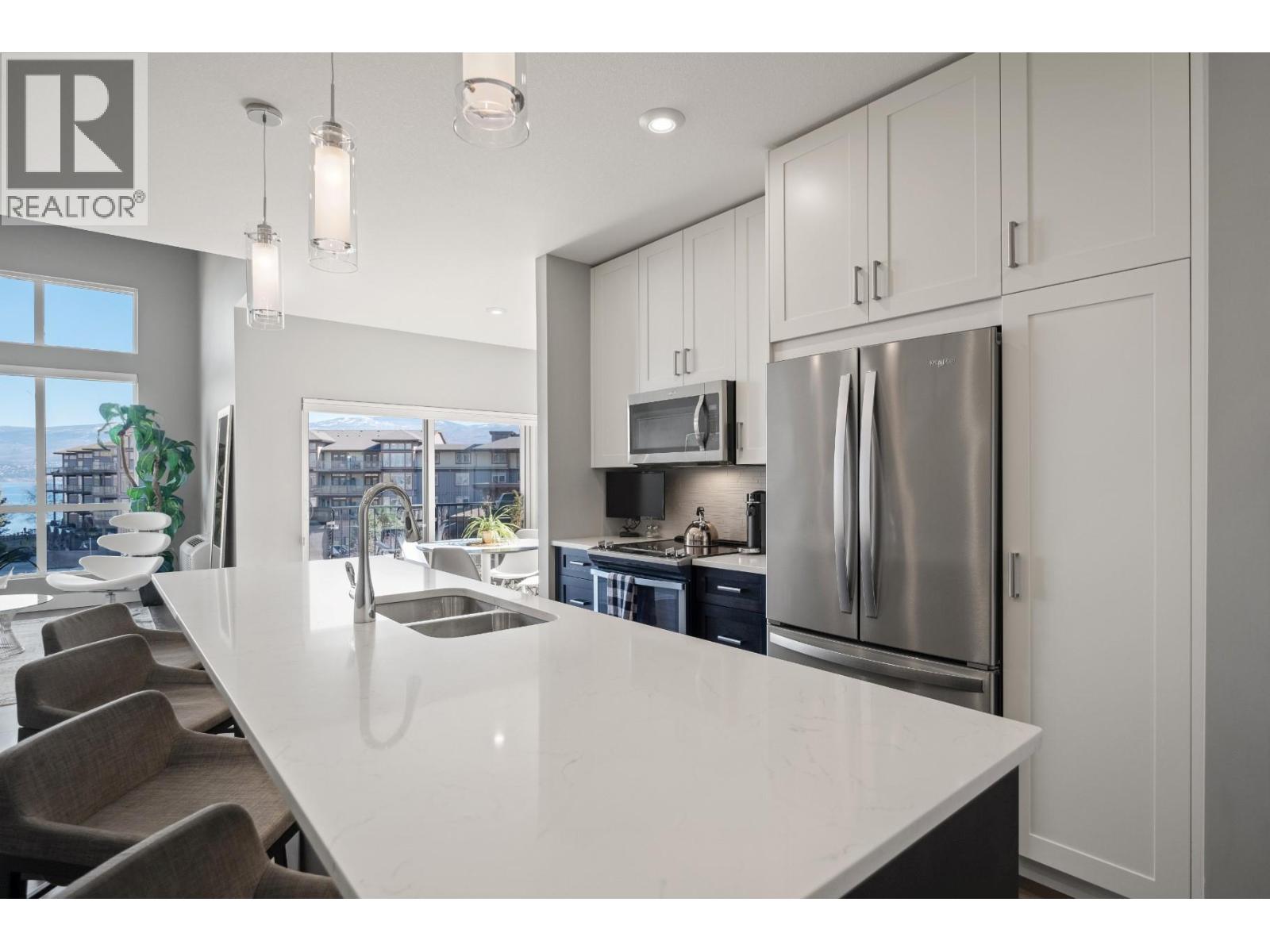 4215 Gellatly Road S Unit# 1305