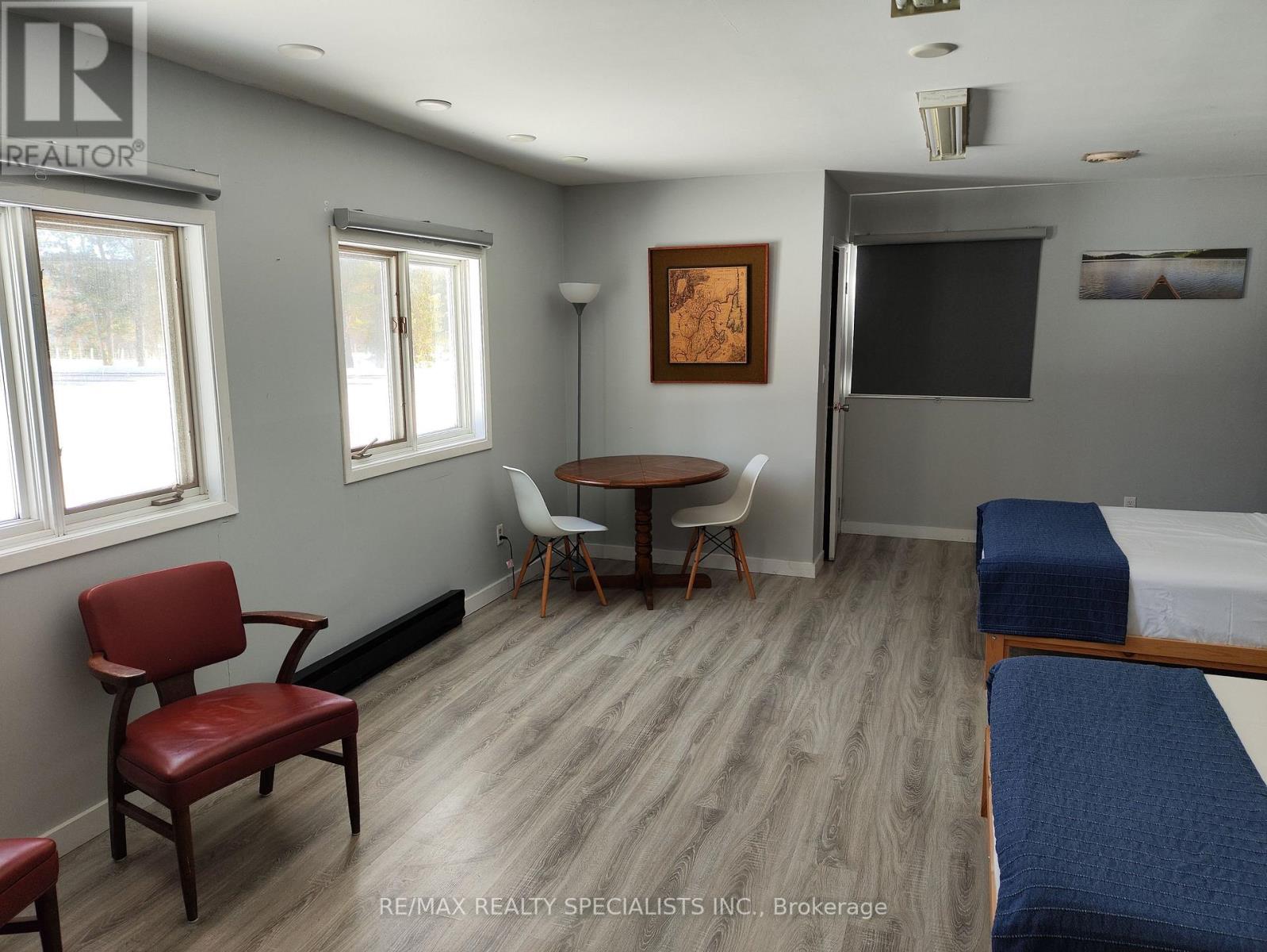 1010 BILLINGS LAKE ROAD